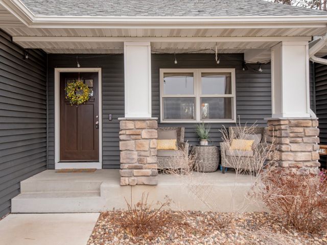 1167 Pinewood Trail, New Richmond, WI 54017