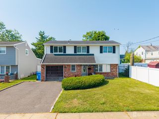89 Madison Street, Iselin, NJ 08830