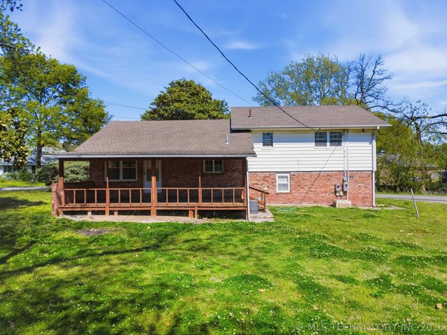 222 SE 3rd Street, Pryor, OK 74361