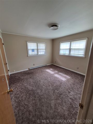 222 SE 3rd Street, Pryor, OK 74361