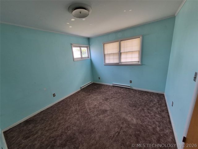 222 SE 3rd Street, Pryor, OK 74361