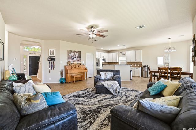 133 Park Heights, Cibolo, TX 78108