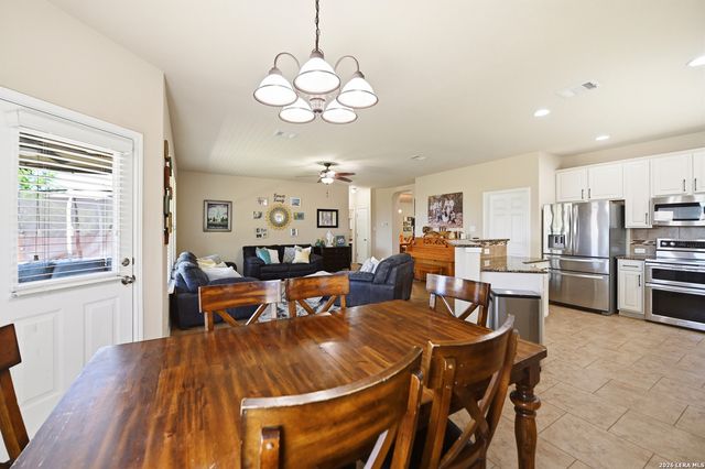 133 Park Heights, Cibolo, TX 78108