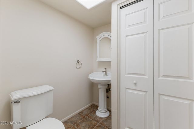 8363 E INDIAN SCHOOL Road, Scottsdale, AZ 85251