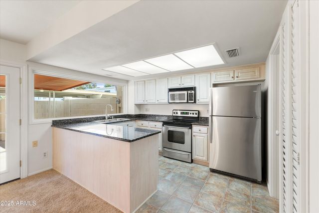 8363 E INDIAN SCHOOL Road, Scottsdale, AZ 85251