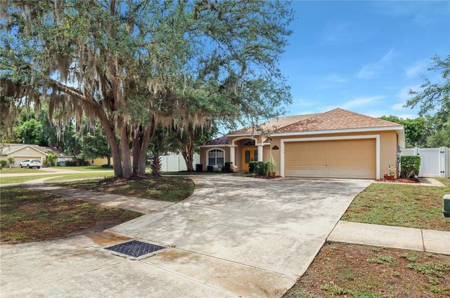 34224 SHADEWOOD CIRCLE, Leesburg, FL 34788