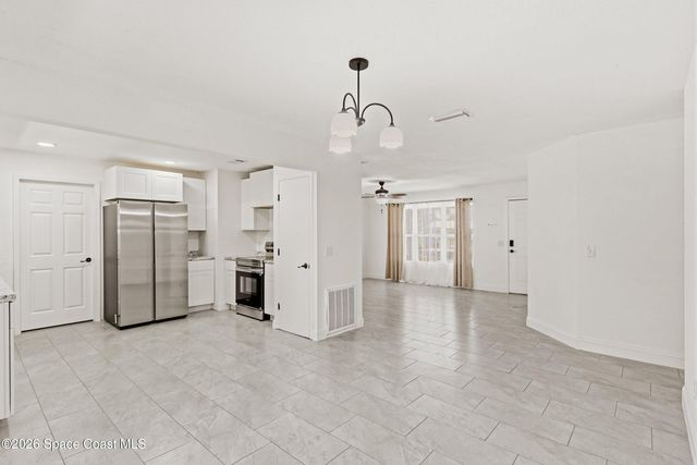 565 Wistar Court NE, Palm Bay, FL 32907