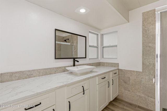 565 Wistar Court NE, Palm Bay, FL 32907