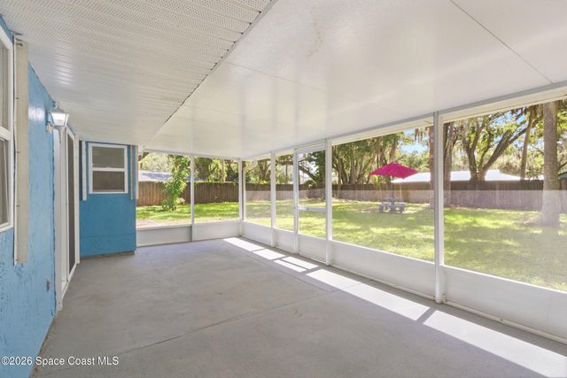 565 Wistar Court NE, Palm Bay, FL 32907
