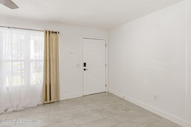 565 Wistar Court NE, Palm Bay, FL 32907