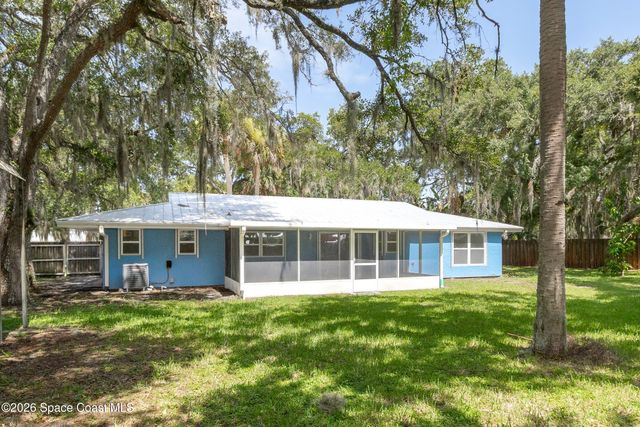 565 Wistar Court NE, Palm Bay, FL 32907