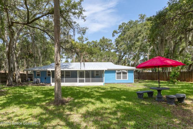 565 Wistar Court NE, Palm Bay, FL 32907