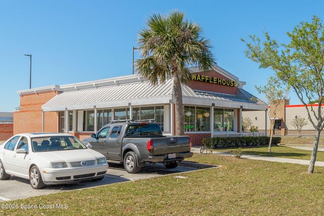565 Wistar Court NE, Palm Bay, FL 32907