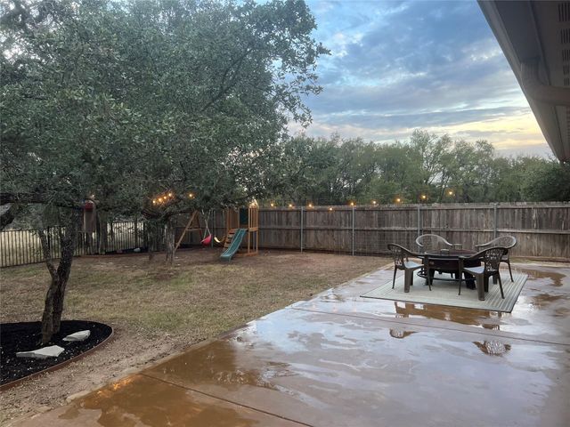 252 Sunday DR, Burnet, TX 78611