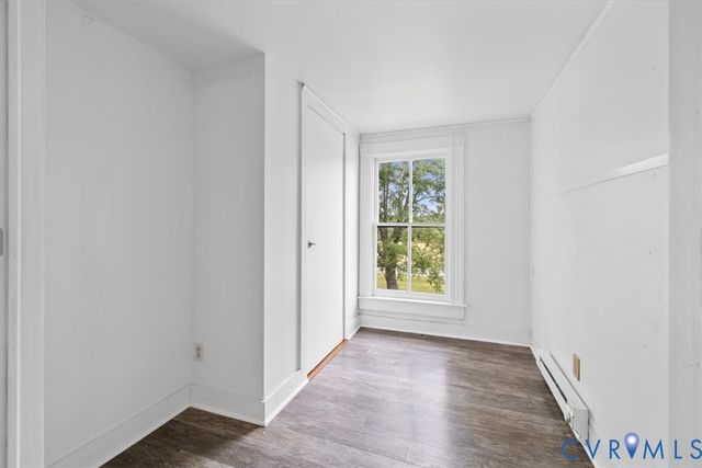 422 Cartersville Rd, Cumberland, VA 23040
