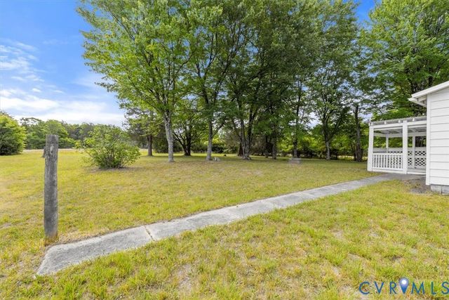 422 Cartersville Rd, Cumberland, VA 23040