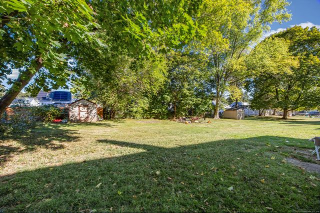 16 Bruce Lane, Meriden, CT 06451