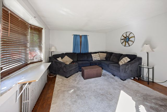 16 Bruce Lane, Meriden, CT 06451