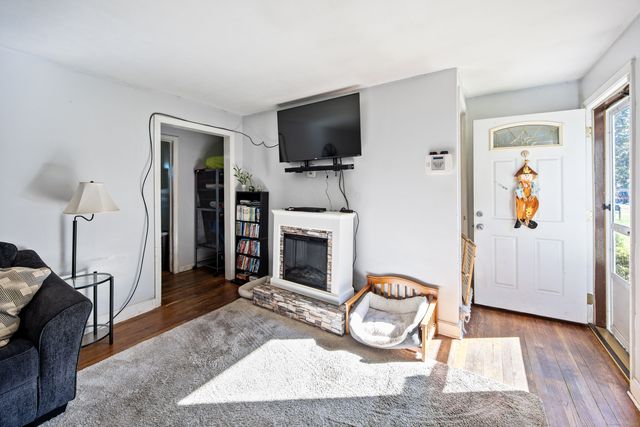 16 Bruce Lane, Meriden, CT 06451