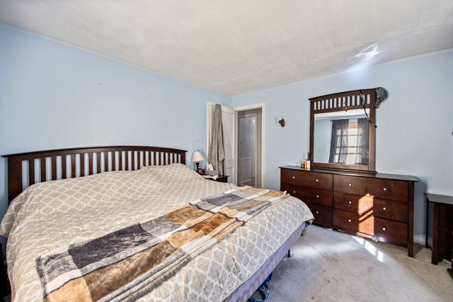 16 Bruce Lane, Meriden, CT 06451