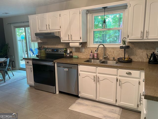 131 Rockspray Ridge, Peachtree City, GA 30269