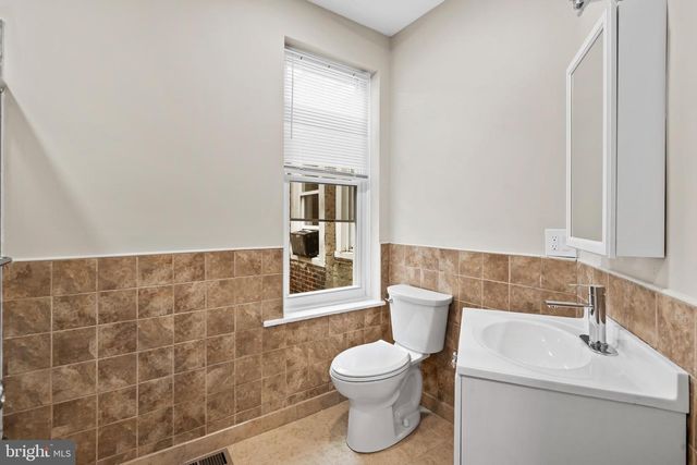 1833 FONTAIN ST, Philadelphia, PA 19121