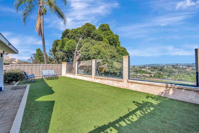 9525 High Park Lane, Rancho Penasquitos, CA 92129