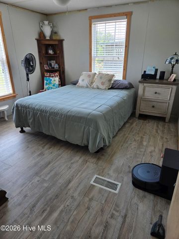 1133 S Parker Road, Holly Ridge, NC 28445