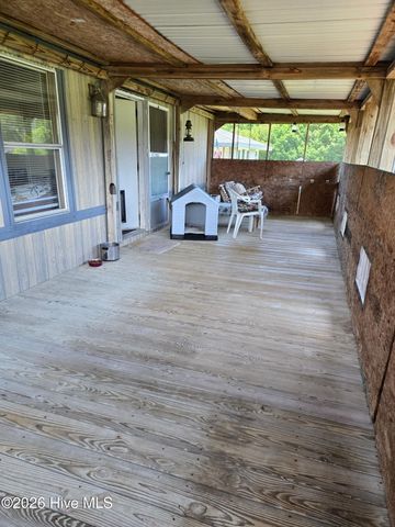 1133 S Parker Road, Holly Ridge, NC 28445