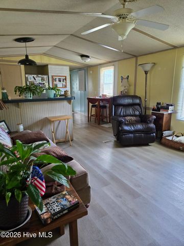 1133 S Parker Road, Holly Ridge, NC 28445
