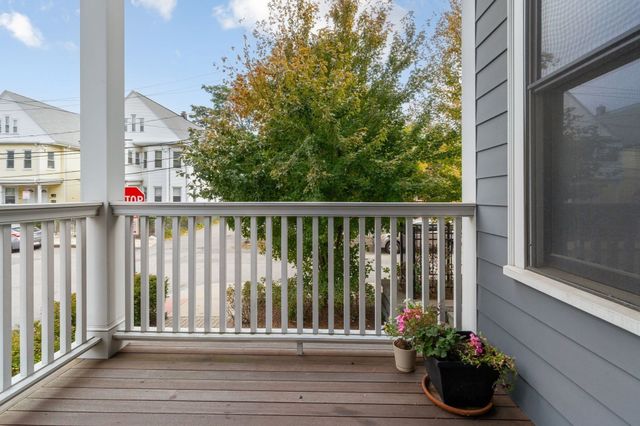 11 Tannery Brook Row 1, Somerville, MA 02144