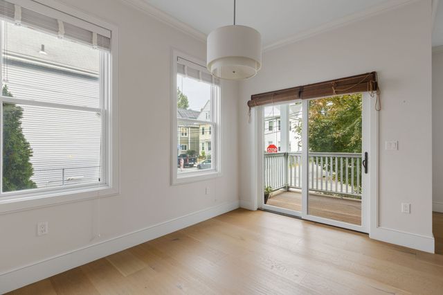 11 Tannery Brook Row 1, Somerville, MA 02144