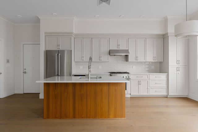 11 Tannery Brook Row 1, Somerville, MA 02144
