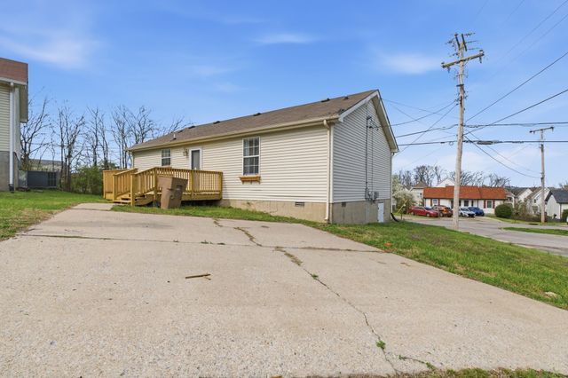 400 Shadetree Ct, Nashville, TN 37207