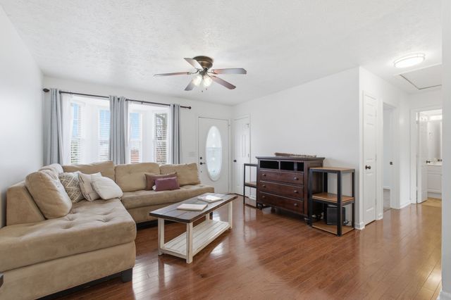 400 Shadetree Ct, Nashville, TN 37207