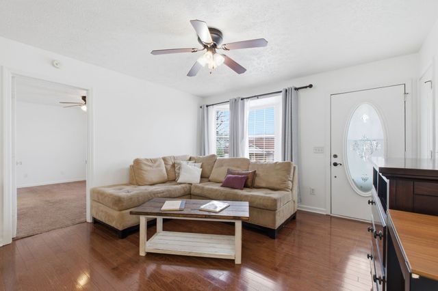 400 Shadetree Ct, Nashville, TN 37207