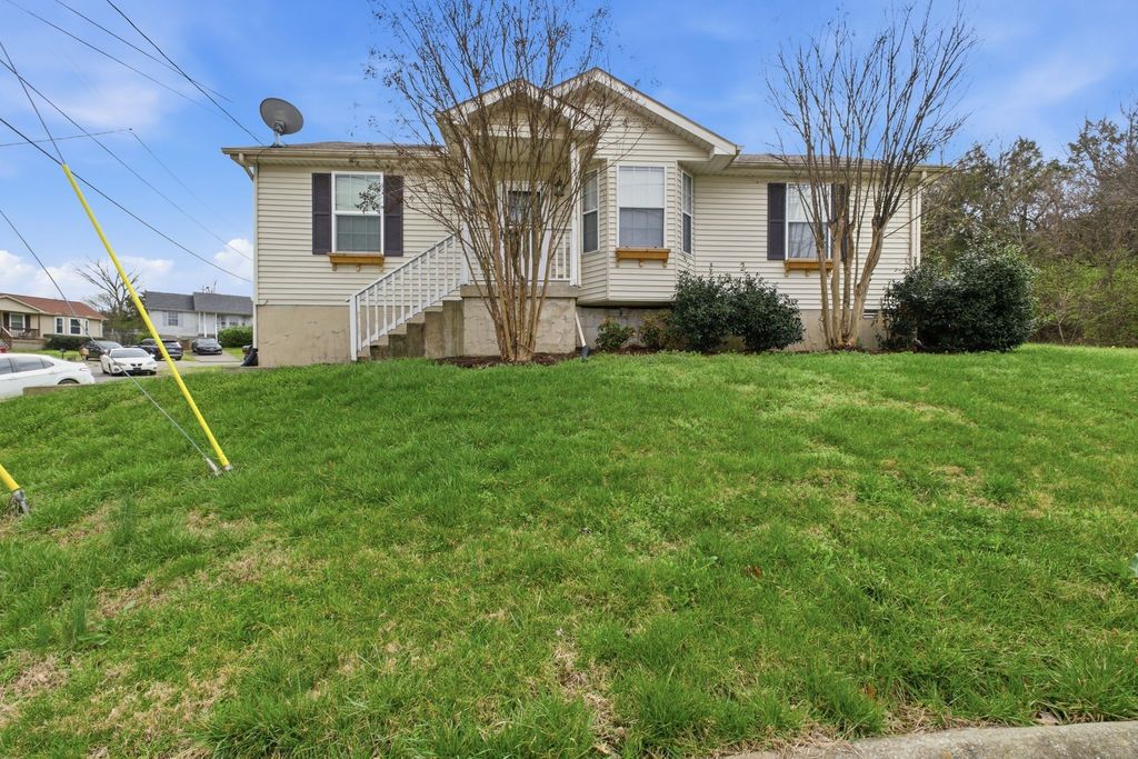 400 Shadetree Ct, Nashville, TN 37207