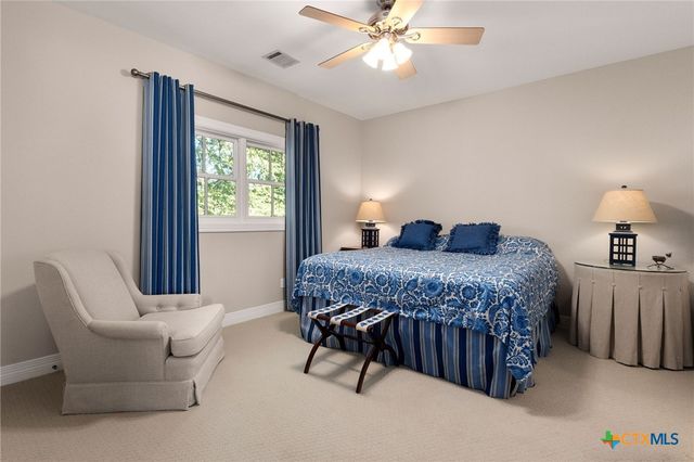 244 Lake Ridge Drive, Seguin, TX 78155