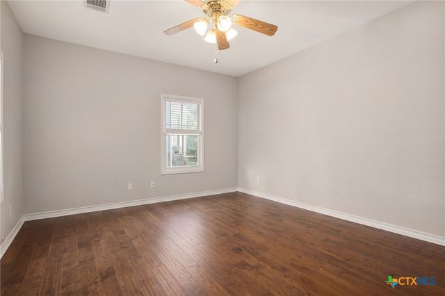 244 Lake Ridge Drive, Seguin, TX 78155