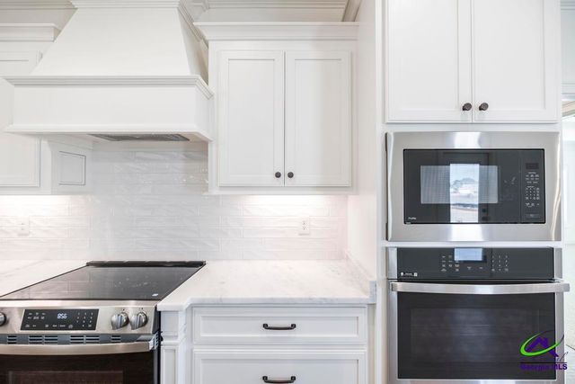 402 Bristleleaf Path, Kathleen, GA 31047