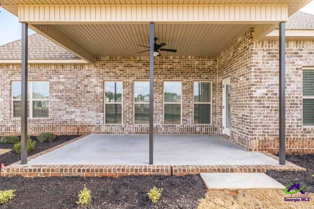 402 Bristleleaf Path, Kathleen, GA 31047