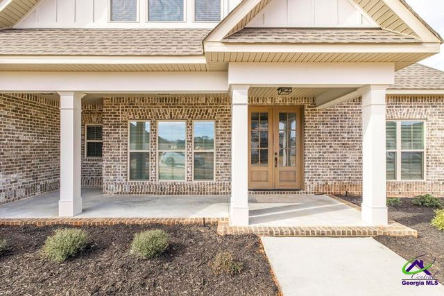 402 Bristleleaf Path, Kathleen, GA 31047