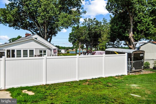 505 MONROE BAY AVE, Colonial Beach, VA 22443