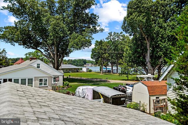 505 MONROE BAY AVE, Colonial Beach, VA 22443
