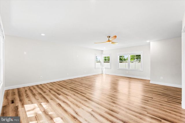505 MONROE BAY AVE, Colonial Beach, VA 22443