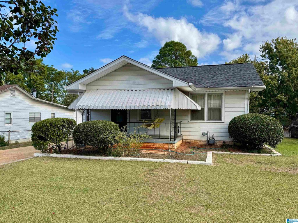 419 10TH STREET S, Bessemer, AL 35020