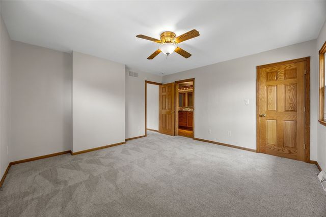 1416 Norwood Drive SE, Cedar Rapids, IA 52403