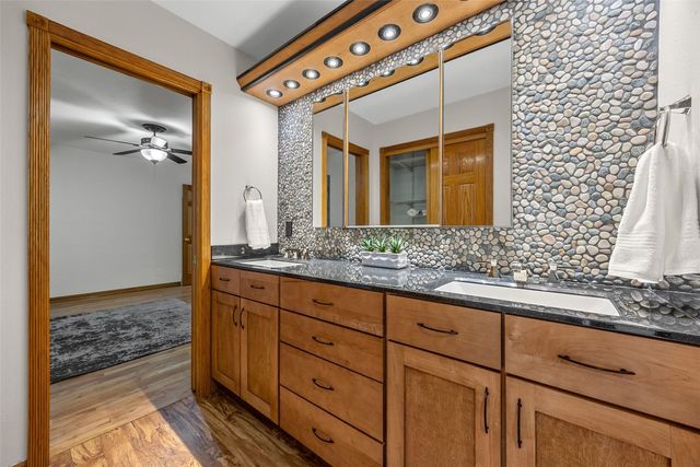 1416 Norwood Drive SE, Cedar Rapids, IA 52403