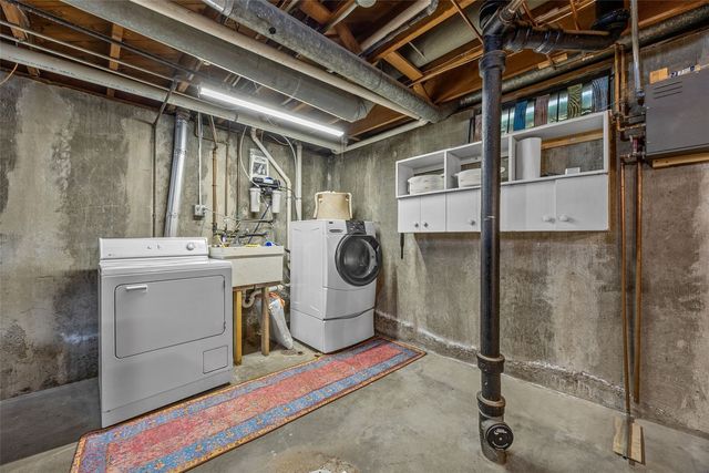 1416 Norwood Drive SE, Cedar Rapids, IA 52403