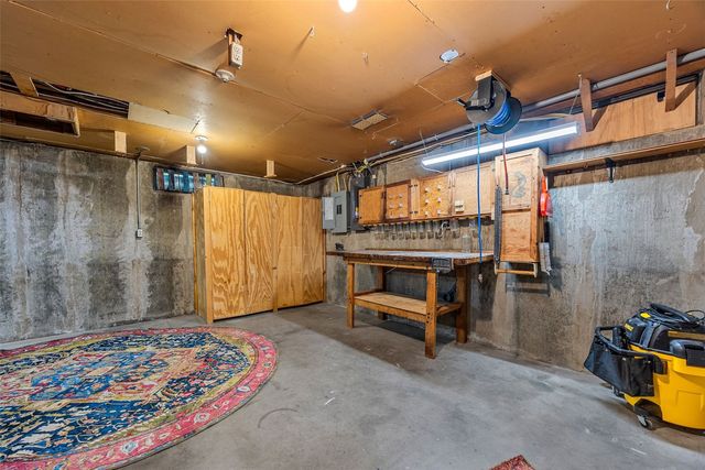 1416 Norwood Drive SE, Cedar Rapids, IA 52403